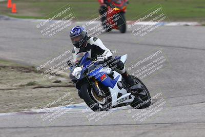 media/Nov-30-2025-TrackDaz (Sun) [[d8b22663df]]/B Group/Session 3 (Off Ramp)/